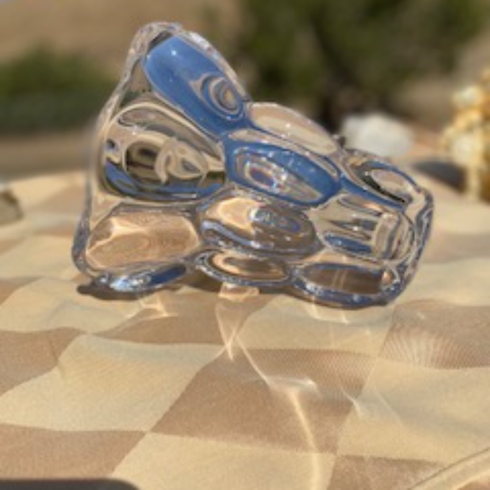 VINTAGE STUNNING ONE OF A KIND VASE - Picture 2 of 4